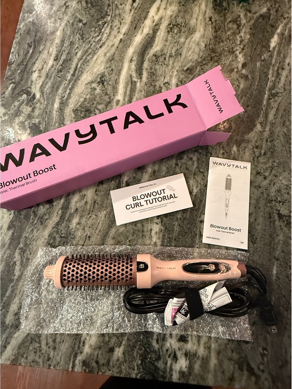 Wavytalk Thermal Brush Blowout Boost 1.5″ Heat Round Brush for Blowout Look